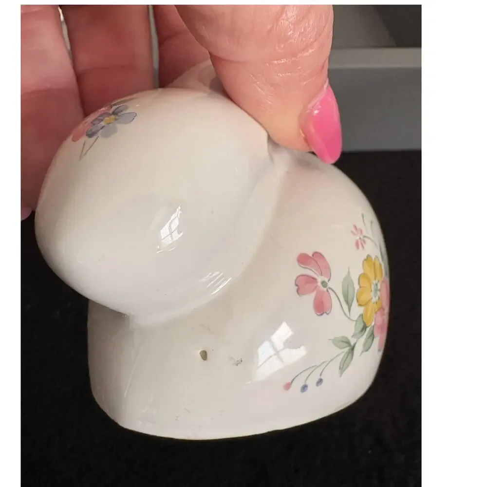 Vtg 1980s Porcelain Floral Rabbit Trinket Box
